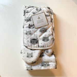 NWT 3 Piece Kitchen Set - Cat Themed